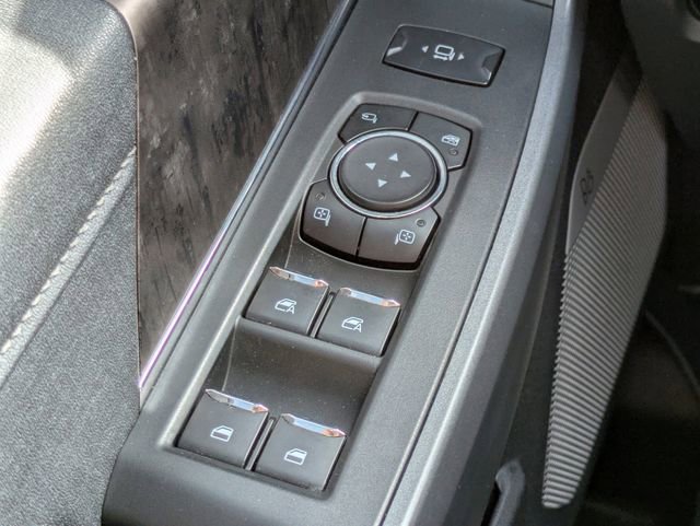 Used 2024 Ford F250 Lariat w/ Sport Appearance Package image 23