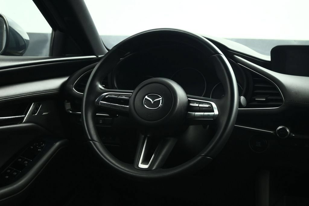 Used 2019 MAZDA MAZDA3 Hatchback w/ Premium Package FWD image 39
