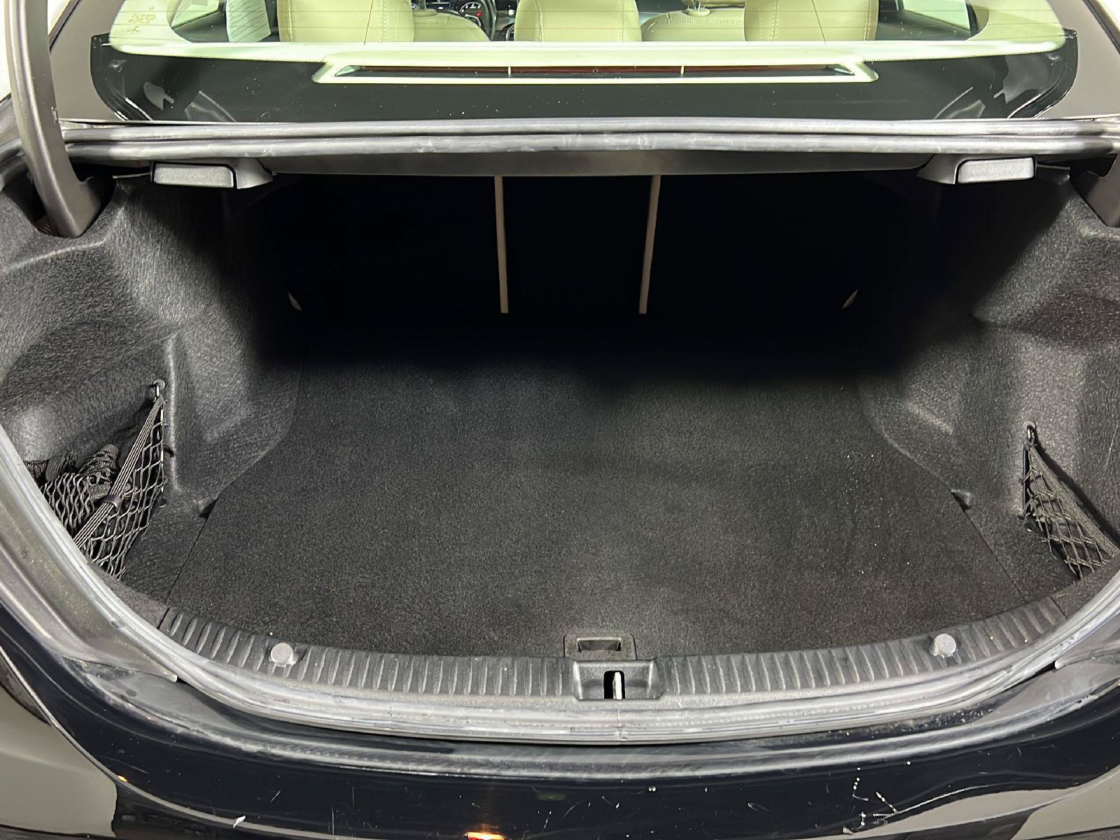 Used 2016 Mercedes-Benz C 300 4MATIC Sedan image 37