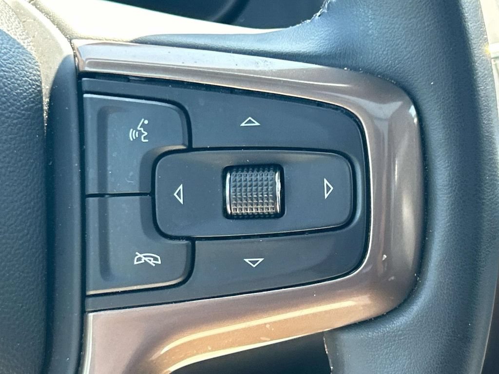 Used 2023 Chevrolet Tahoe High Country AWD/4WD image 32