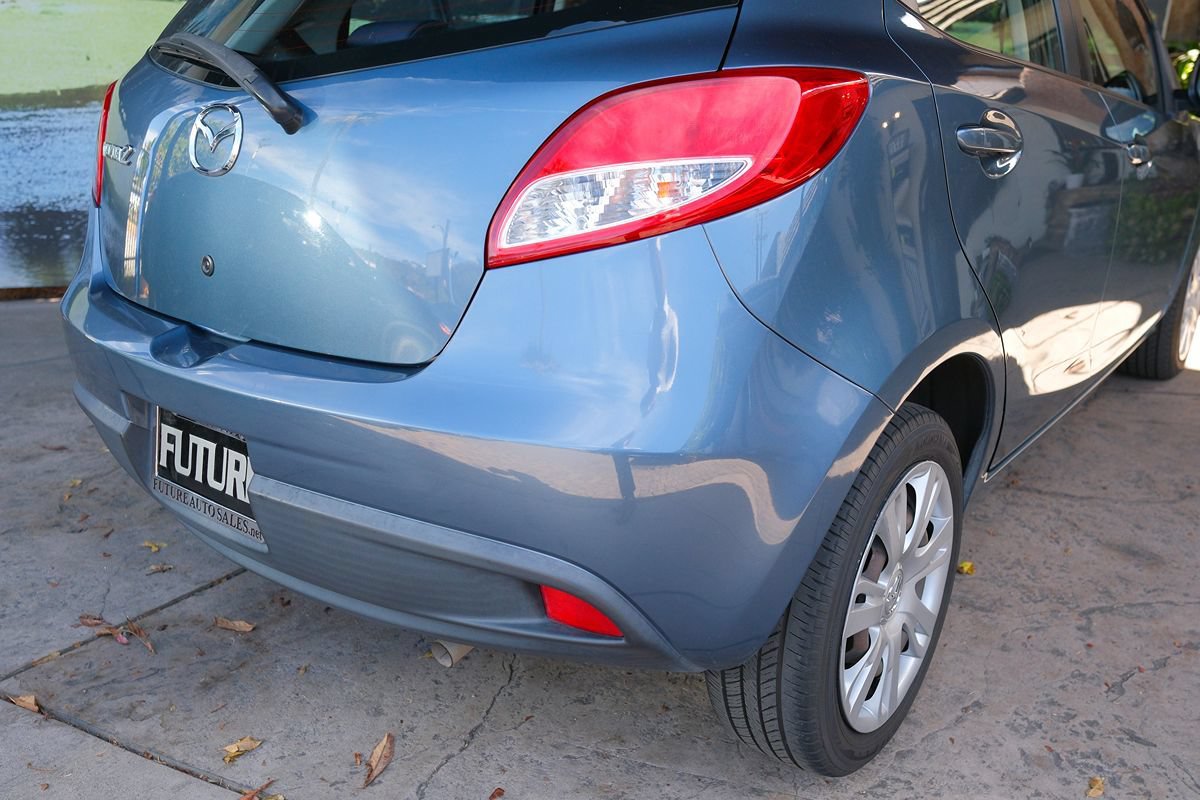 Used 2014 MAZDA MAZDA2 Sport FWD image 28