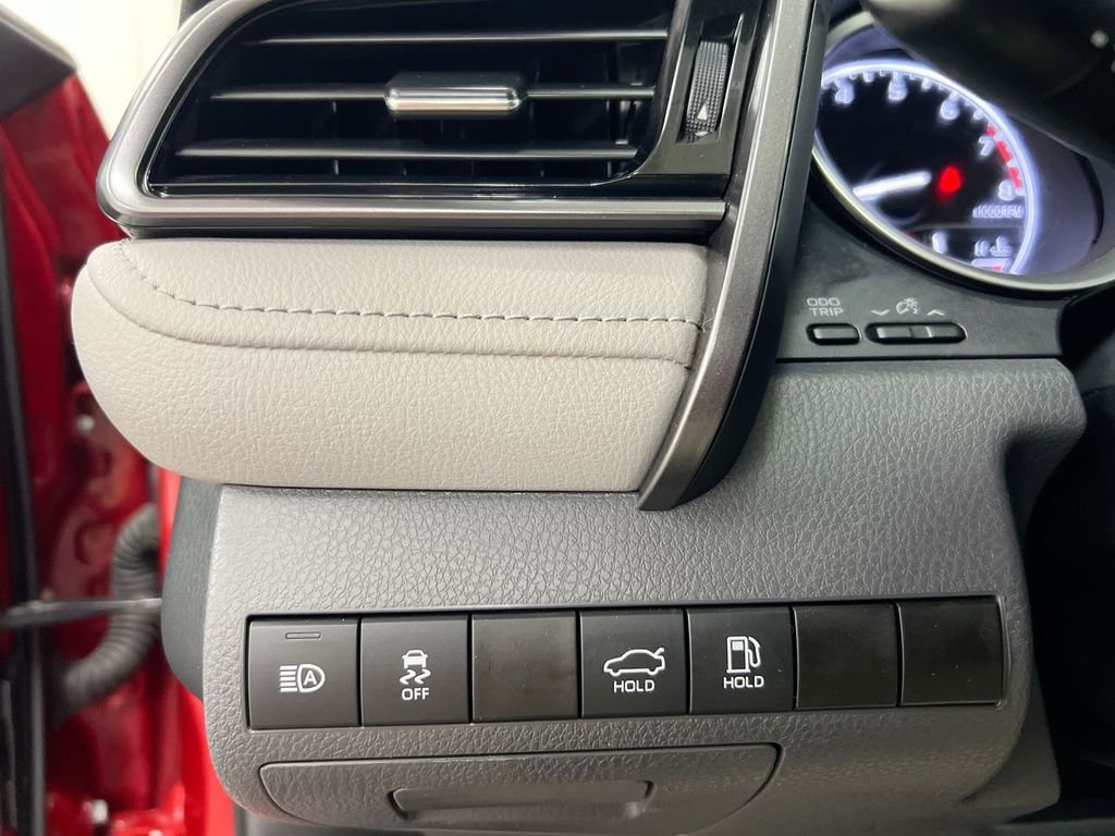 Used 2023 Toyota Camry LE image 17