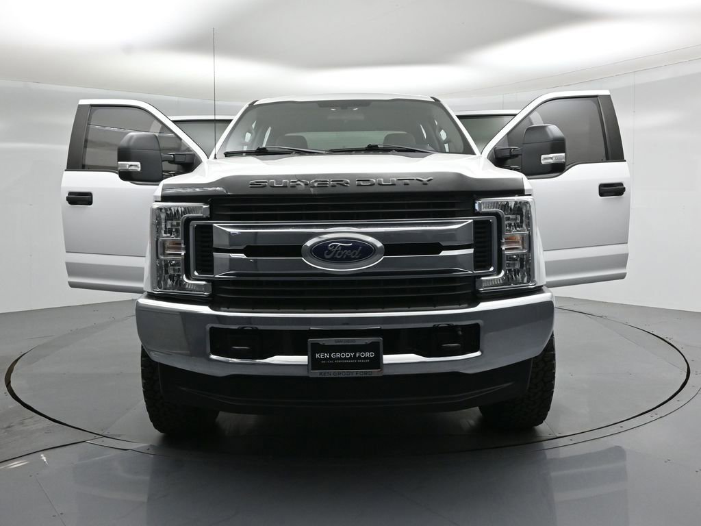 Used 2017 Ford F250 XL w/ STX Appearance Package AWD/4WD image 28