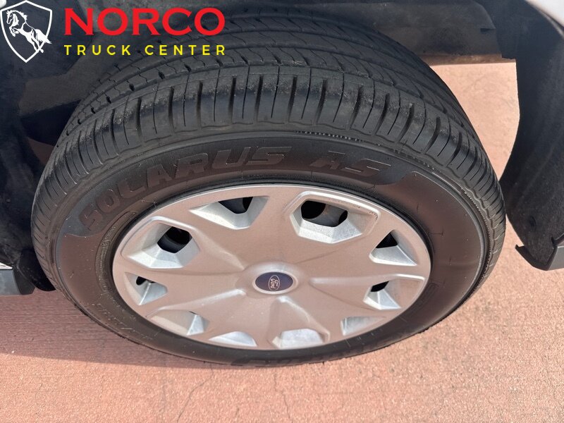 Used 2015 Ford Transit Connect XL FWD image 13
