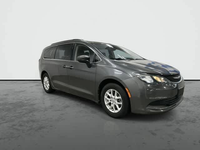 Used 2020 Chrysler Voyager Lxi FWD image 5