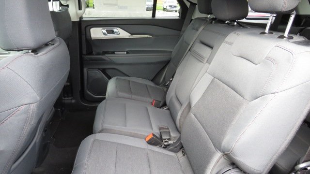 New 2026 Ford Explorer Active AWD/4WD image 6