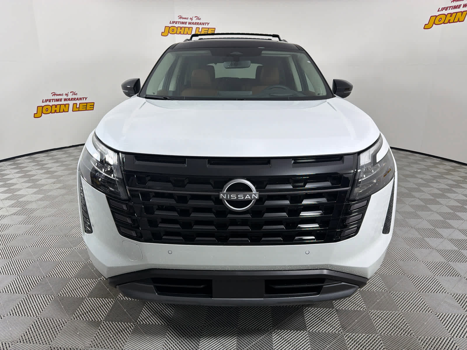 New 2026 Nissan Pathfinder Platinum image 9