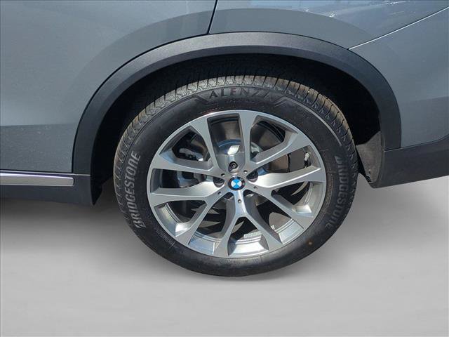 New 2026 BMW X5 xDrive40i w/ Premium Package AWD/4WD image 10