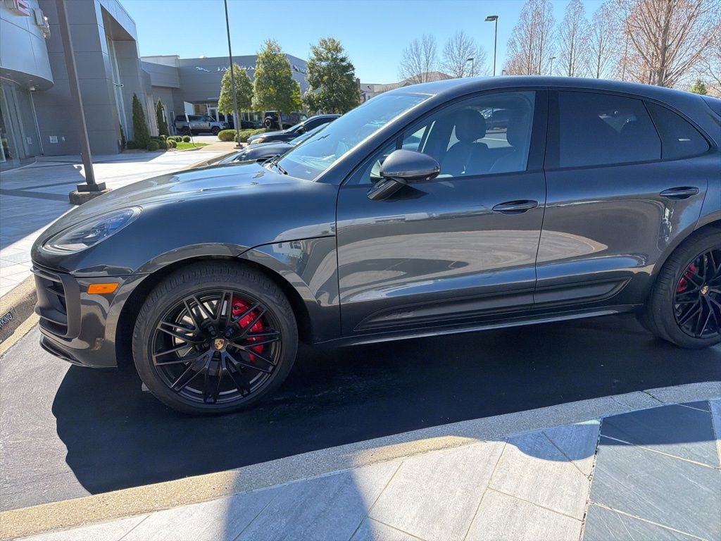 Certified 2022 Porsche Macan GTS image 5