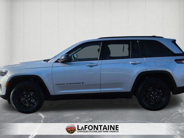 Certified 2024 Jeep Grand Cherokee Altitude image 2