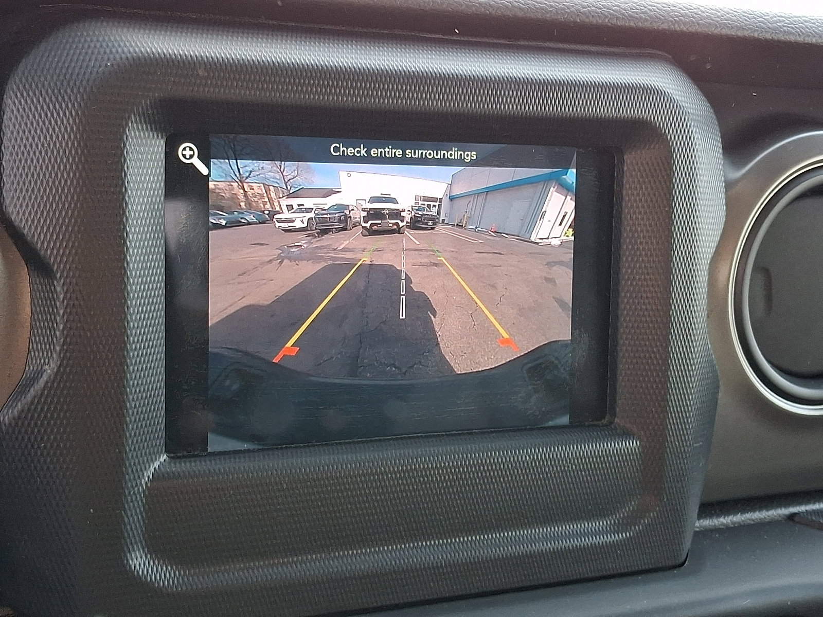 Used 2023 Jeep Gladiator Sport image 18