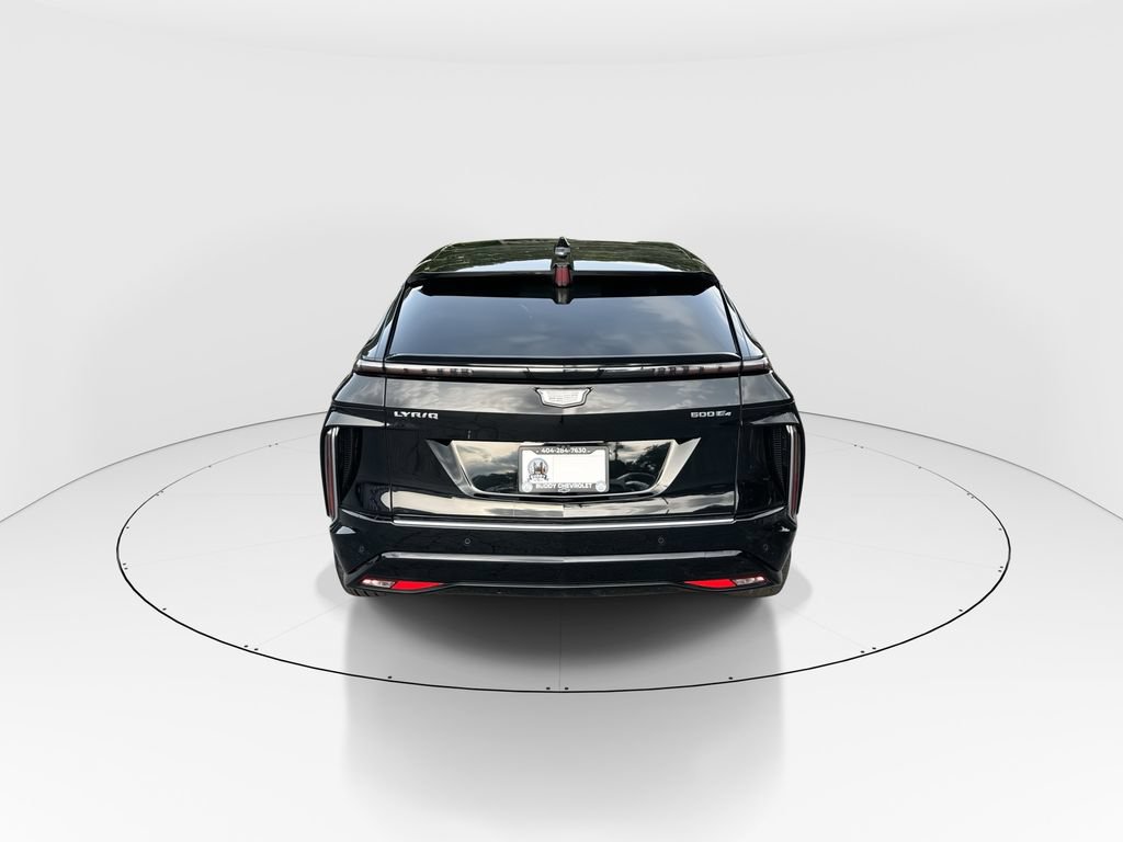 Used 2023 Cadillac Lyriq AWD image 7