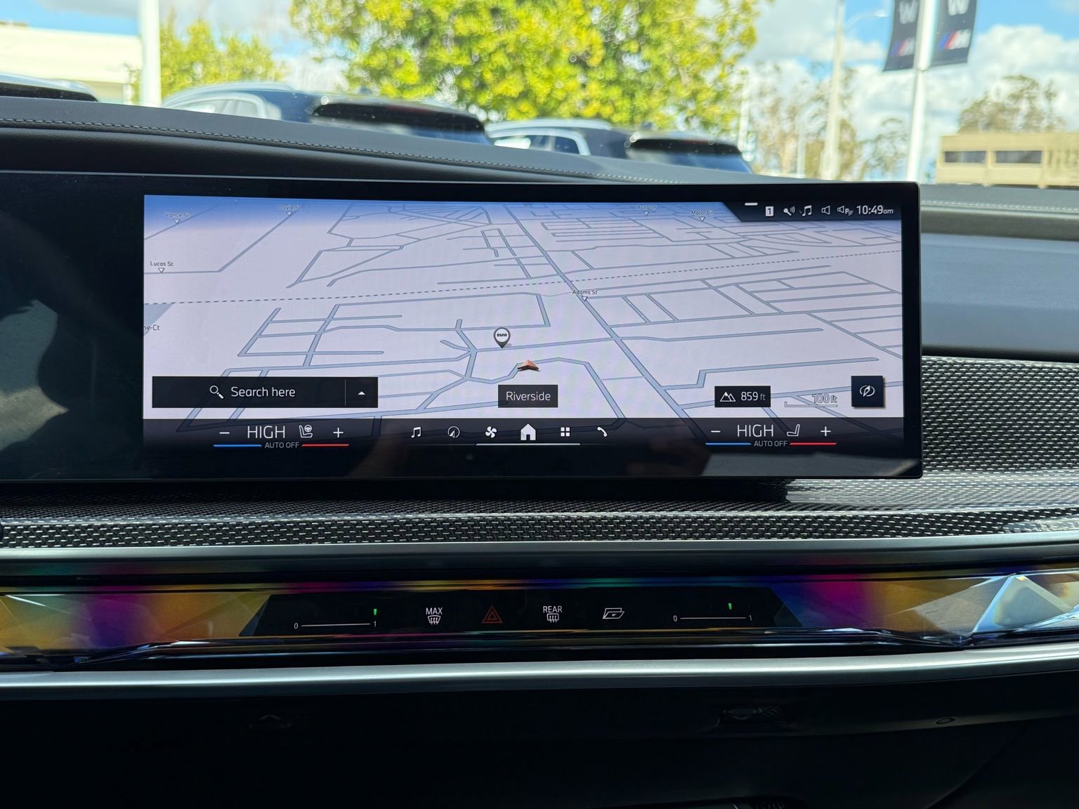 Used 2025 BMW 760i xDrive w/ Premium Package image 30