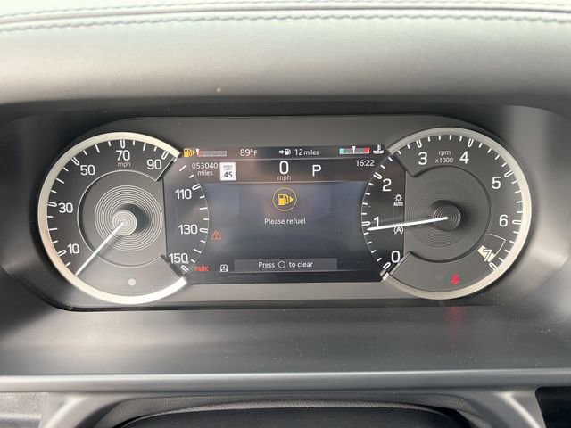 Used 2023 Land Rover Defender 110 SE image 11