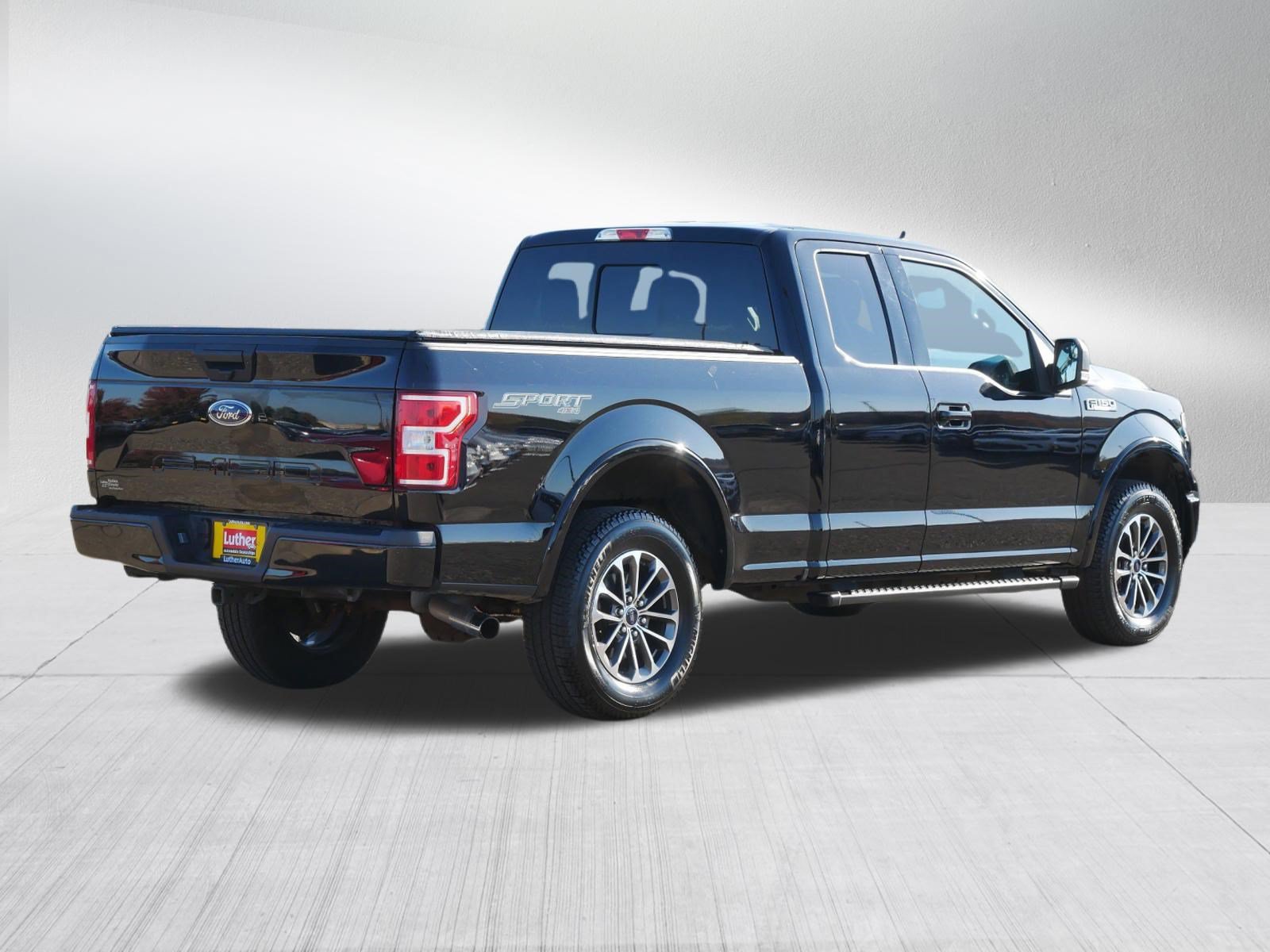 Used 2019 Ford F150 XLT w/ Equipment Group 302A Luxury AWD/4WD image 7