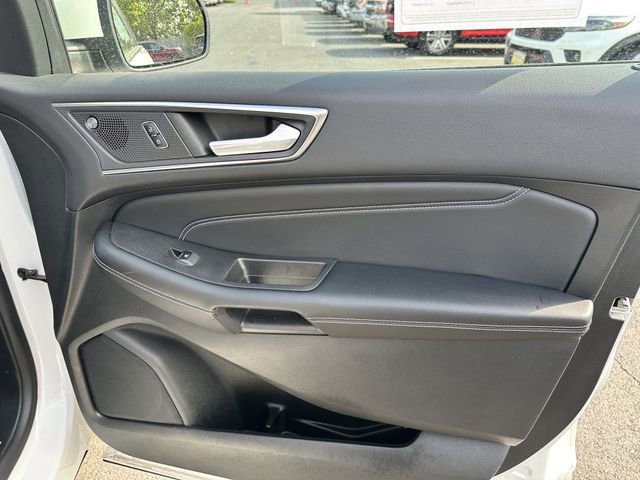 Certified 2022 Ford Edge Titanium image 36