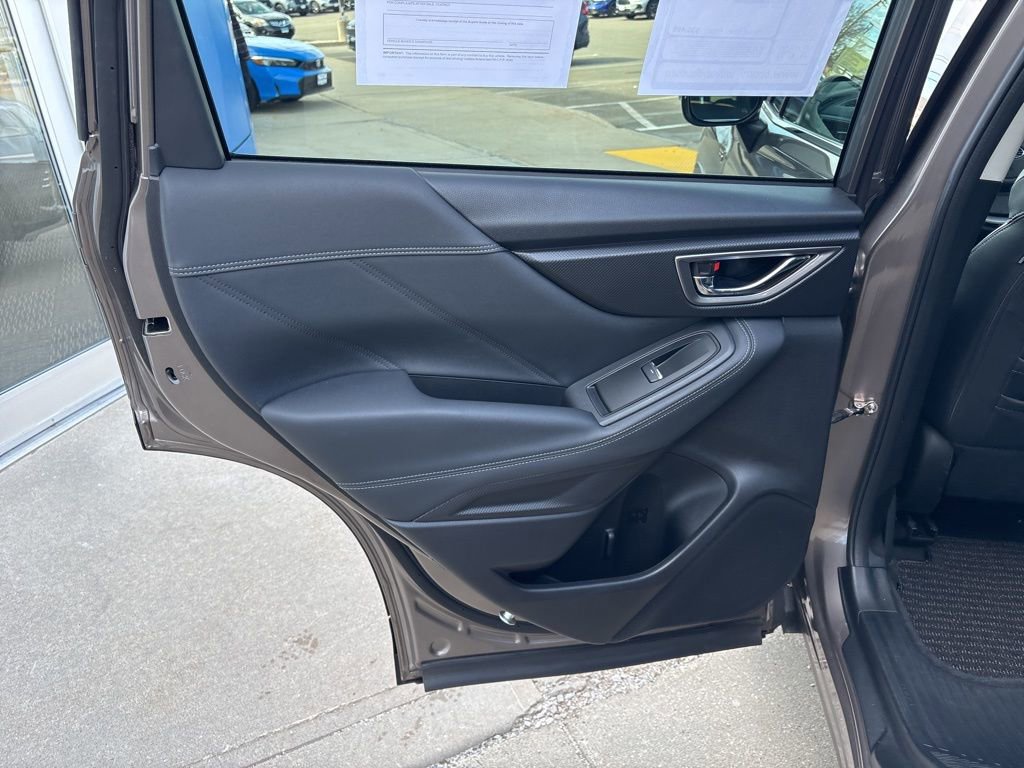 Used 2023 Subaru Forester Touring image 10