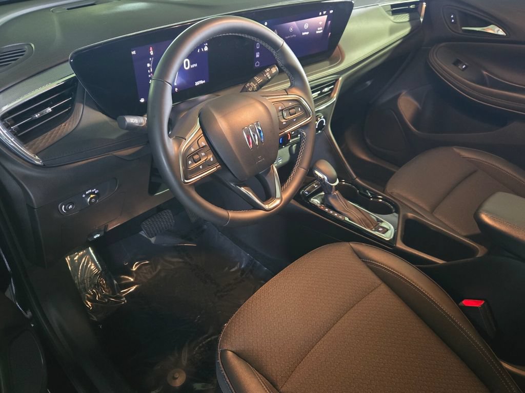 Used 2025 Buick Encore GX Preferred w/ Comfort Package FWD image 11