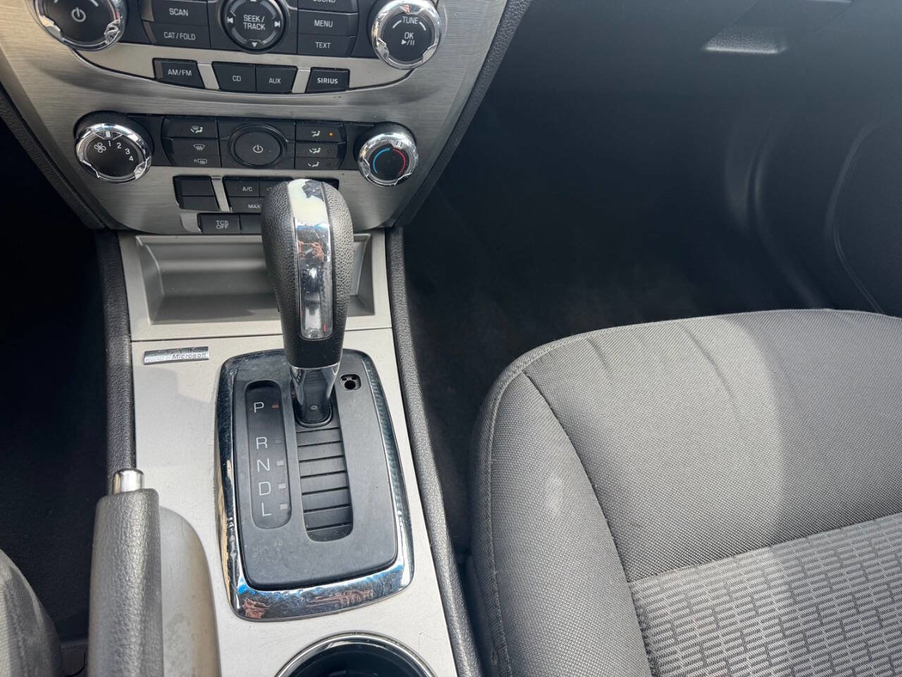Used 2012 Ford Fusion SE image 20