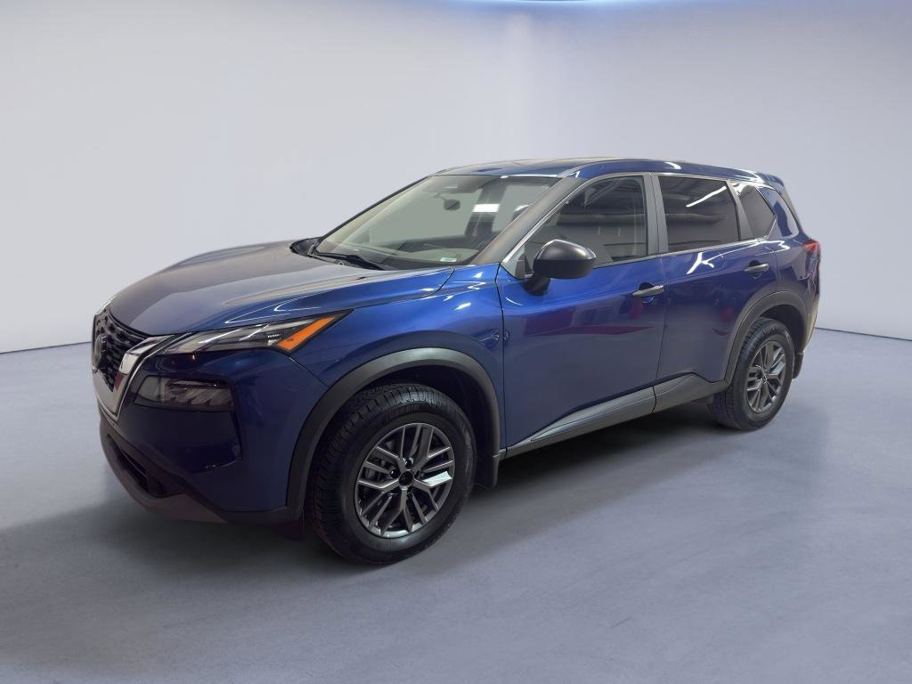 Used 2023 Nissan Rogue S AWD/4WD image 3