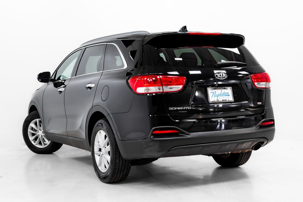 Used 2016 Kia Sorento FWD w/ LX Convenience Package image 28