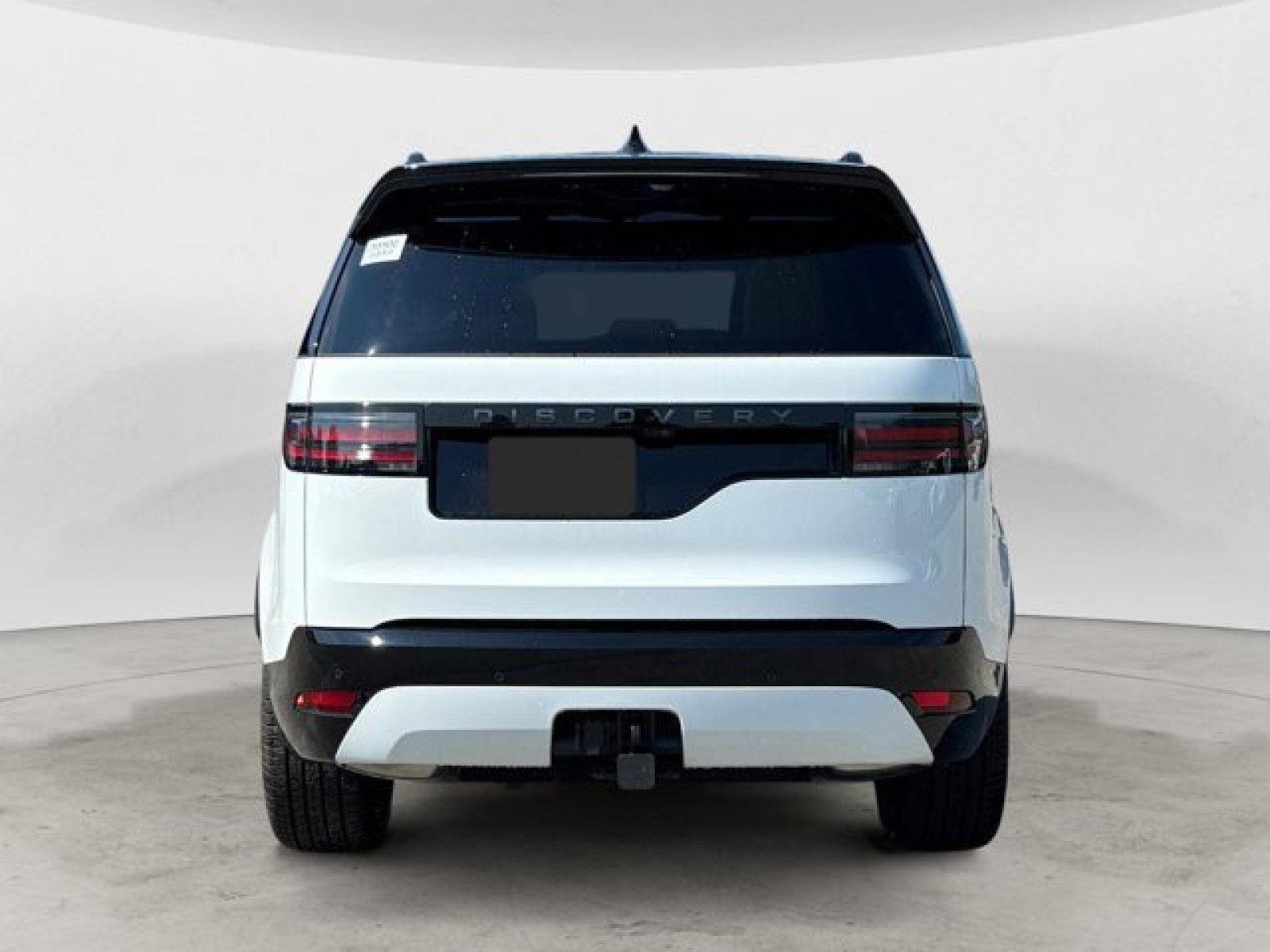 New 2025 Land Rover Discovery Dynamic SE image 5