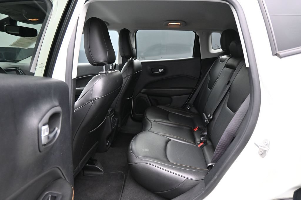 Used 2020 Jeep Compass Limited AWD/4WD image 23