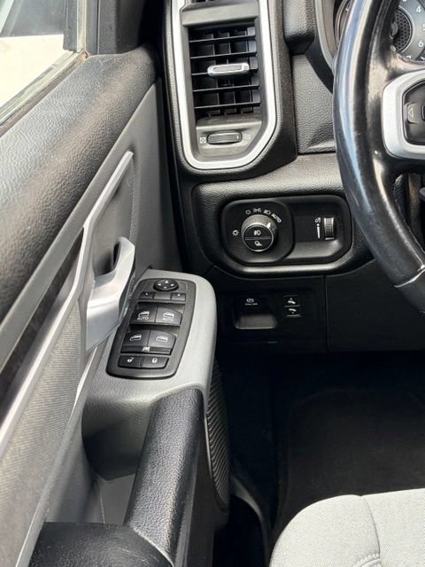 Used 2022 RAM 1500 Big Horn AWD/4WD image 25