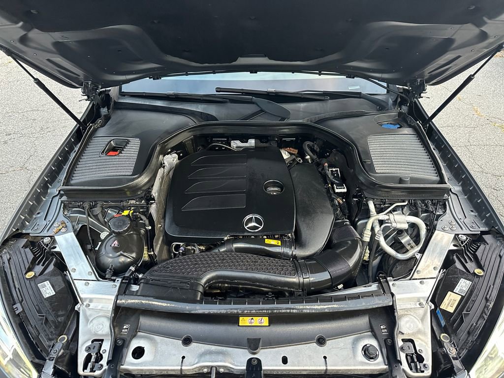 Used 2022 Mercedes-Benz GLC 300 4MATIC Coupe image 25