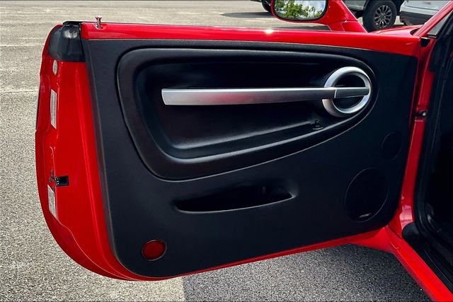 Used 2004 Chevrolet SSR w/ Preferred Equipment Group image 18