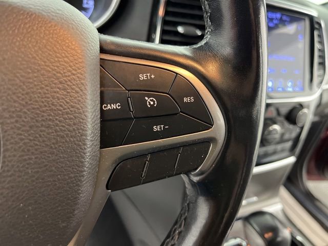 Used 2020 Jeep Grand Cherokee Limited AWD/4WD image 22