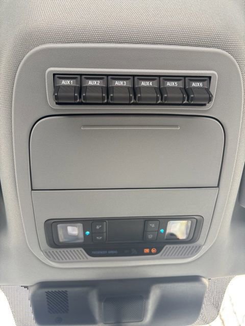 New 2025 Ford F450 XL w/ XL Chrome Package image 38