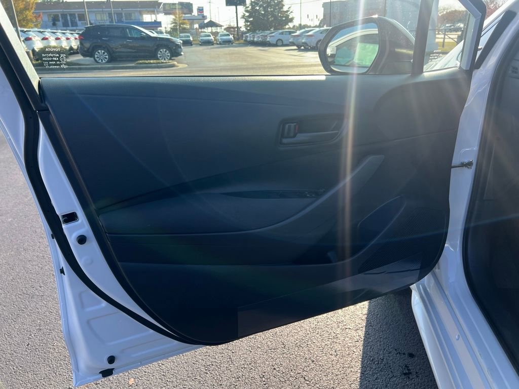 New 2026 Toyota Corolla LE image 9