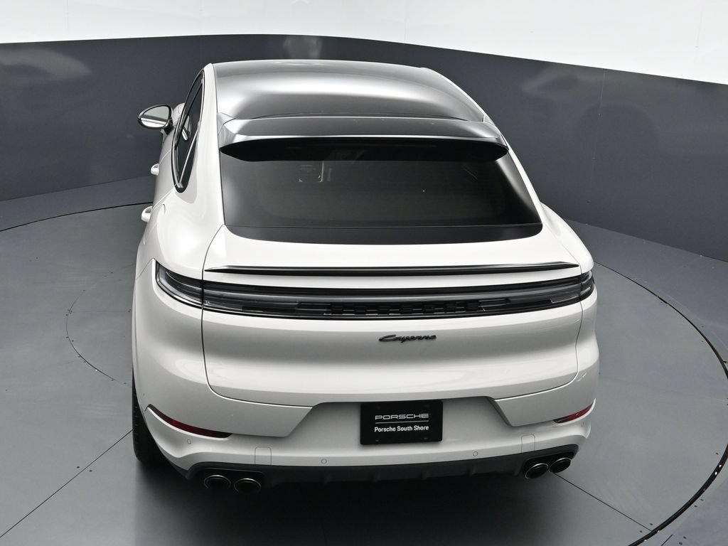 New 2026 Porsche Cayenne E-Hybrid Coupe AWD/4WD image 18