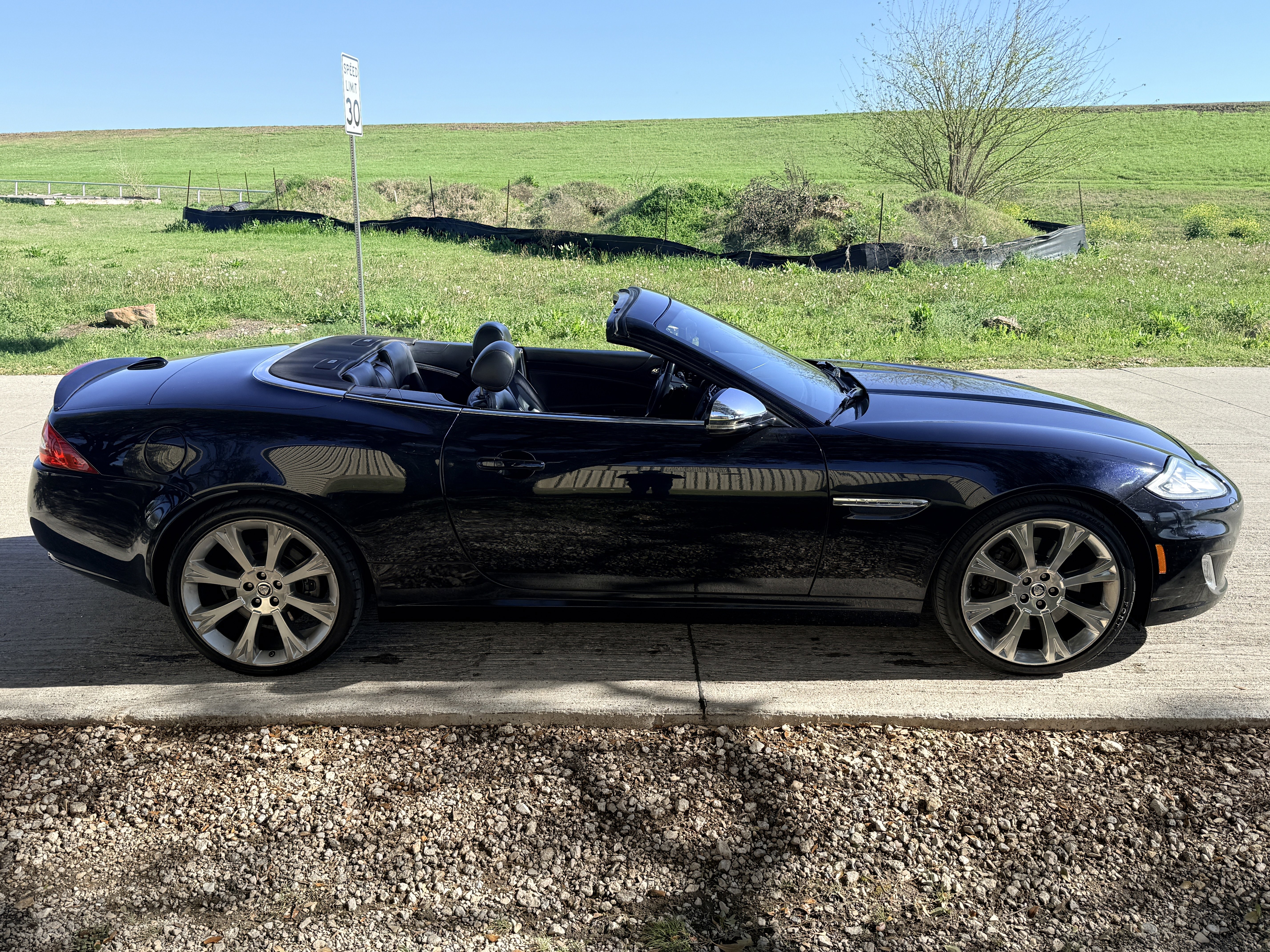 Used 2013 Jaguar XK Convertible RWD image 22