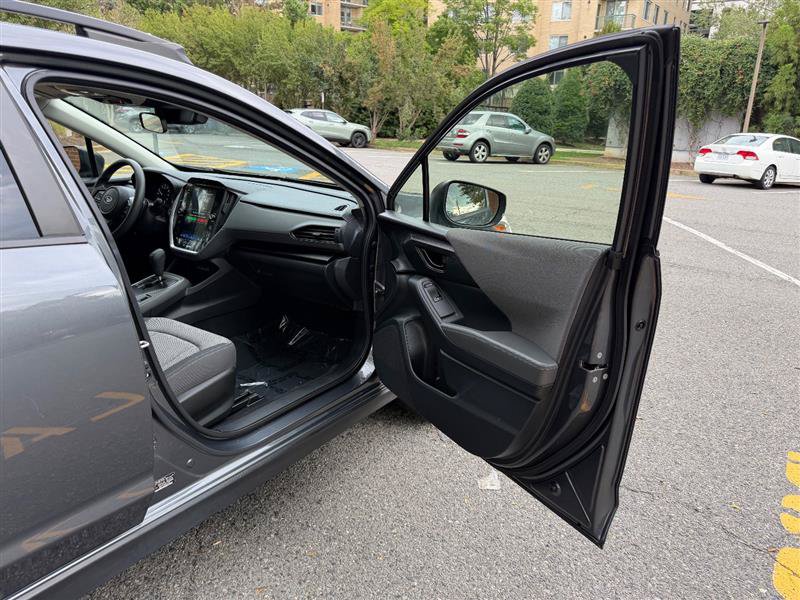 Used 2024 Subaru Crosstrek 2.0i Premium AWD/4WD image 19