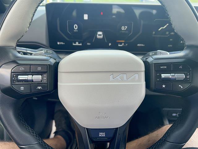 Used 2025 Kia K4 GT-Line w/ GT-Line Premium Package FWD image 16