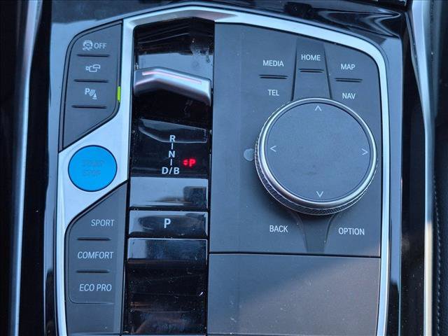 Used 2023 BMW i4 eDrive40 RWD image 11