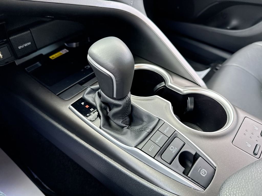 Used 2024 Toyota Camry XLE w/ Cold Weather Package image 20