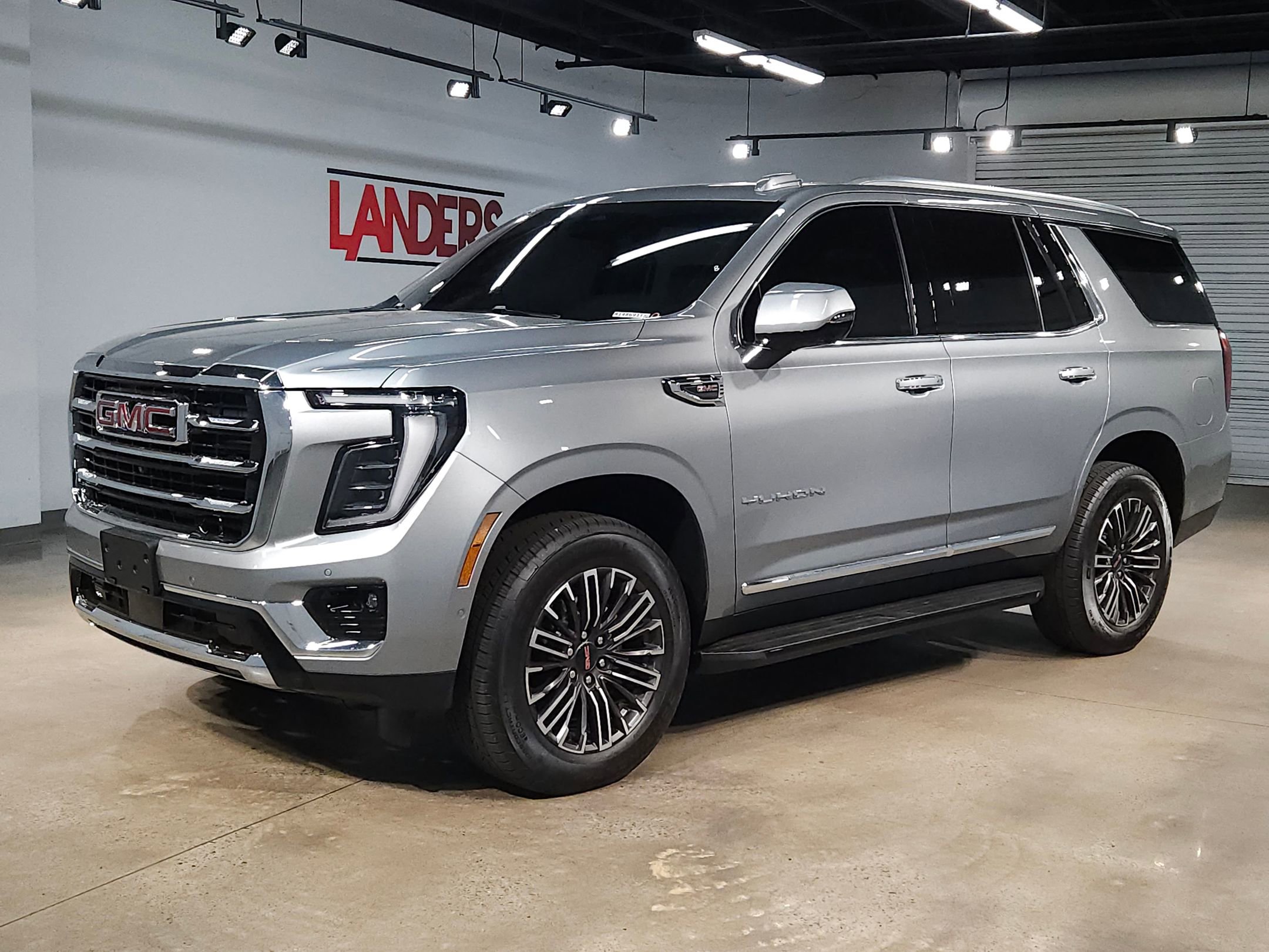 Used 2026 GMC Yukon Elevation image 3