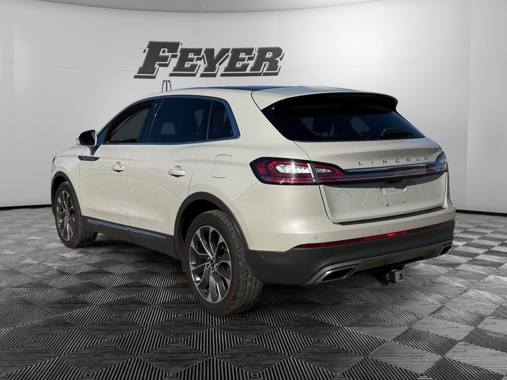 Used 2021 Lincoln Nautilus Reserve w/ Equipment Group 201A image 3