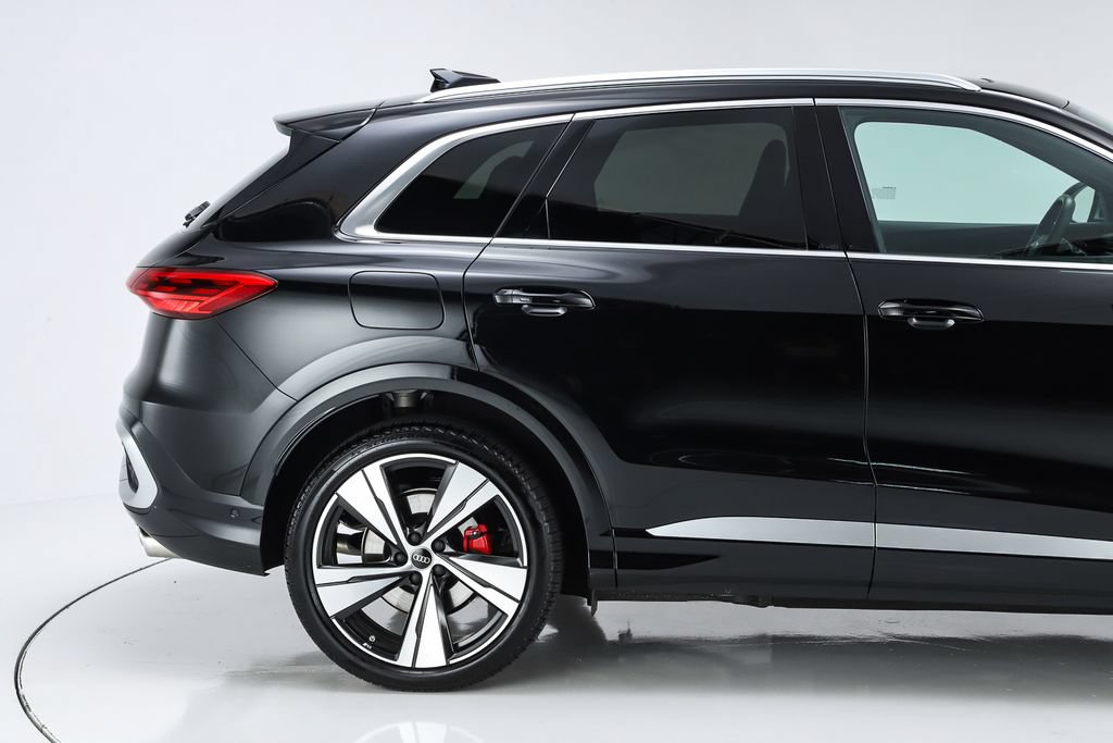 Used 2025 Audi SQ5 Premium Plus AWD/4WD image 56
