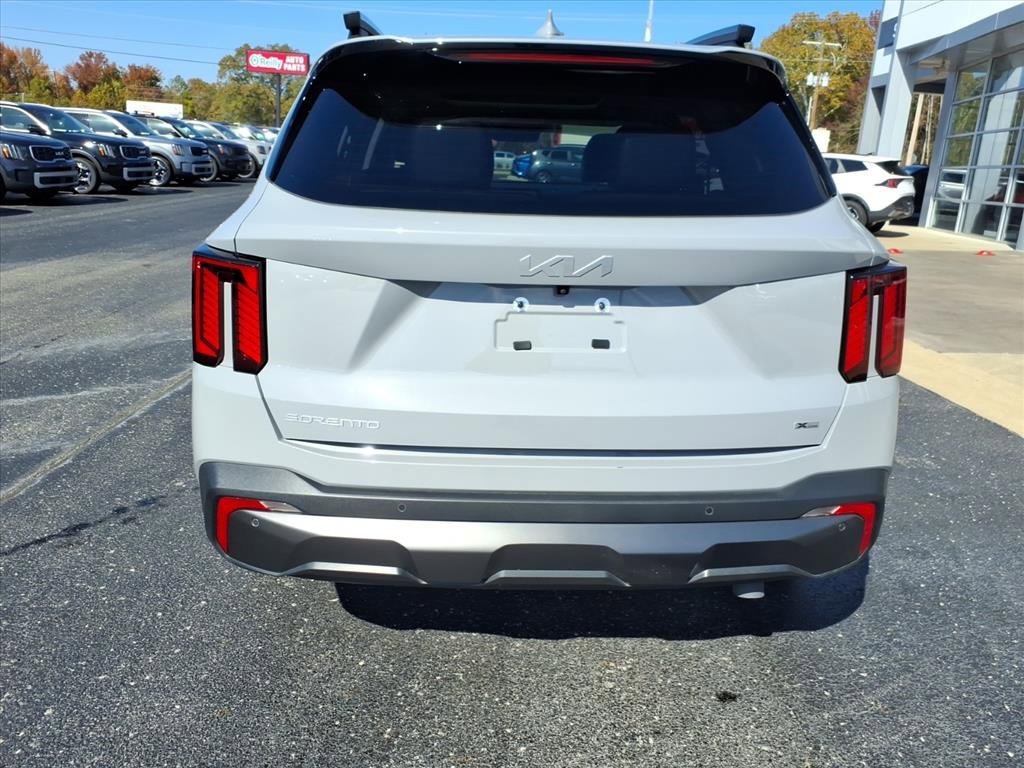 Used 2024 Kia Sorento SX image 6