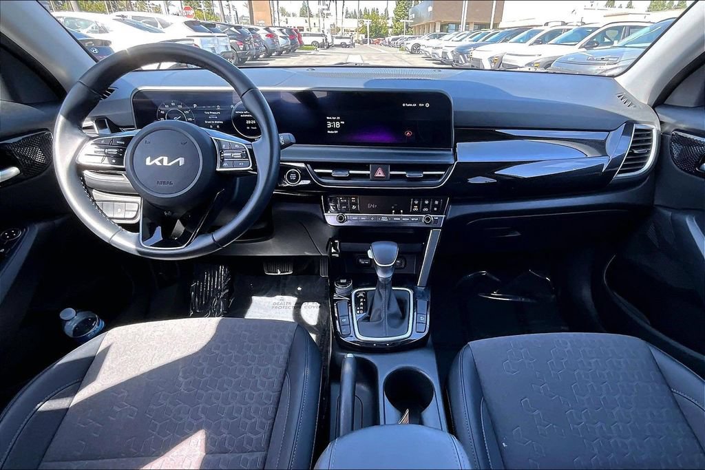 Used 2024 Kia Seltos S FWD image 13
