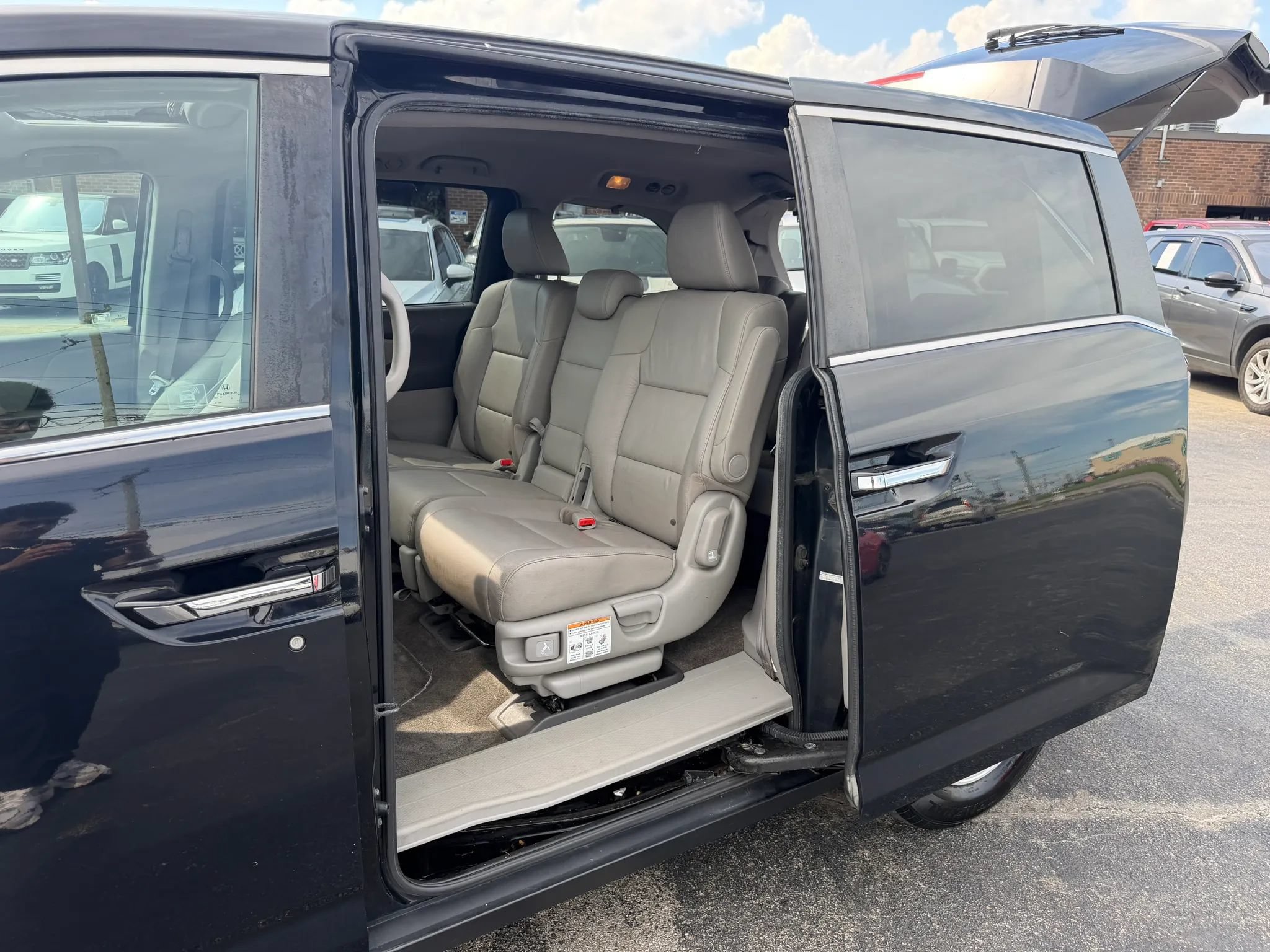 Used 2012 Honda Odyssey EX-L image 37