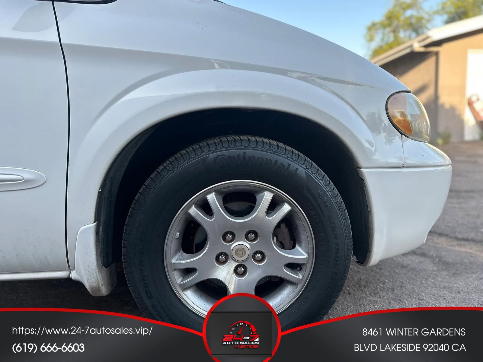 Used 2002 Dodge Grand Caravan Sport FWD image 22