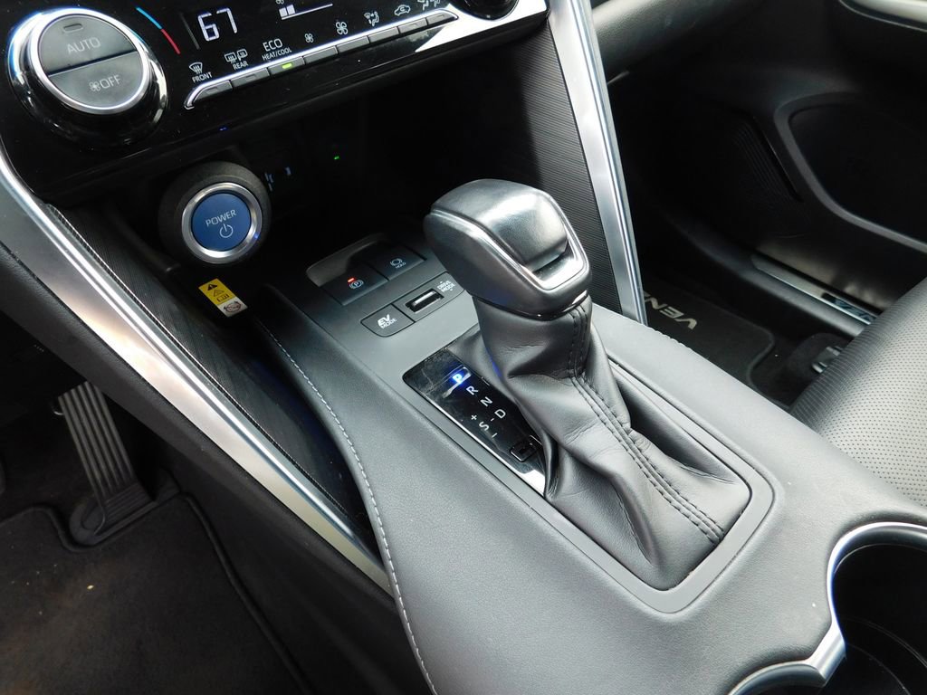 Used 2021 Toyota Venza XLE w/ Softex Package image 21