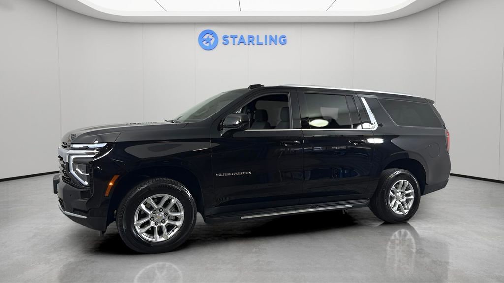 Certified 2025 Chevrolet Suburban LS image 2