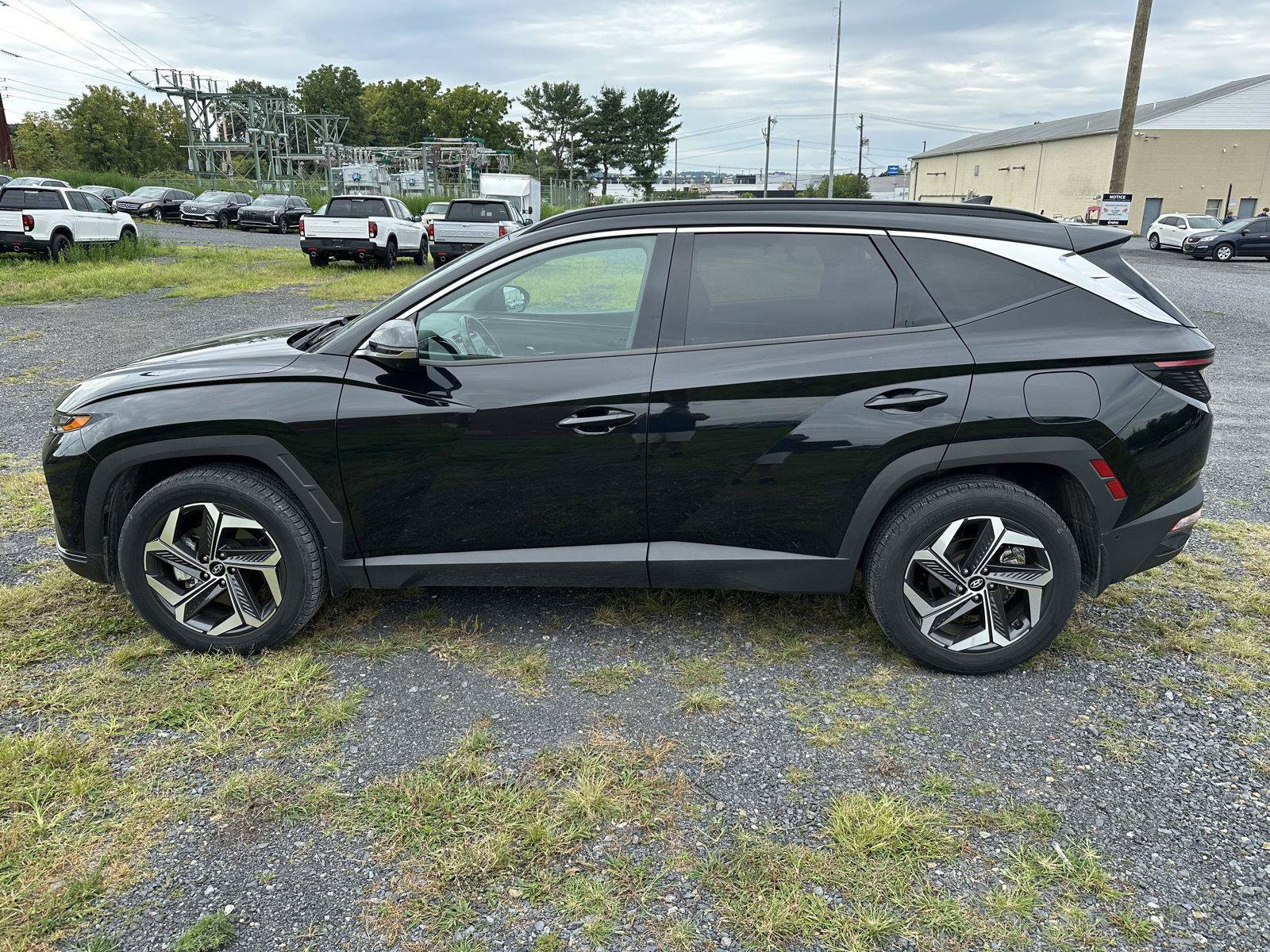 Certified 2022 Hyundai Tucson Limited w/ Cargo Package AWD/4WD image 5