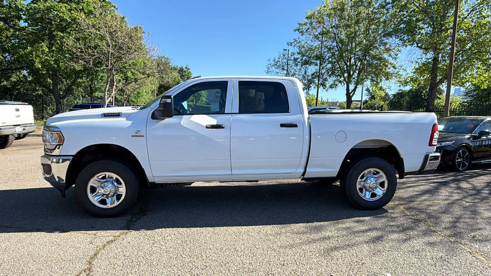 Used 2024 RAM 2500 Tradesman w/ Chrome Appearance Group image 8